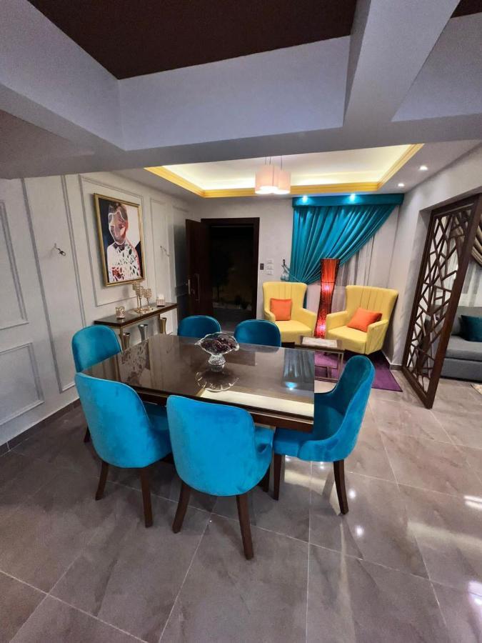 Luxury Flat With Garden And Private Entrance شقة فاخرة بحديقة و مدخل خاص Cairo Exterior photo
